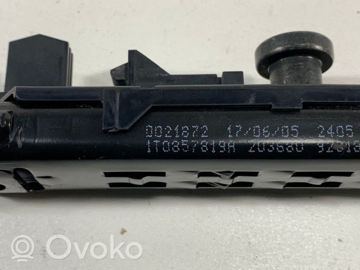 Volkswagen Golf Plus Seat belt adjustment motor 1T0857819A