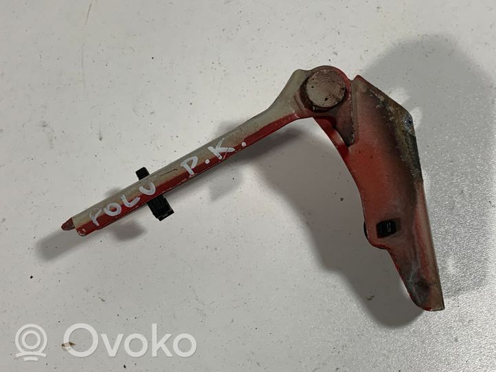 Volkswagen Polo IV 9N3 Cerniere del vano motore/cofano 6Q0823301B