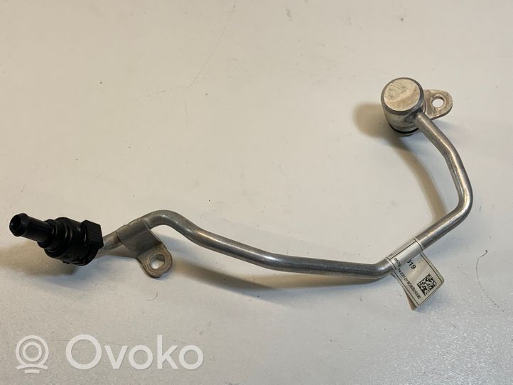 BMW 3 F30 F35 F31 Variklio aušinimo vamzdelis (-ai)/ žarna (-os) 8579226