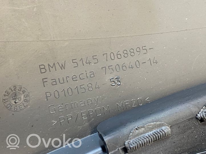 BMW 1 E81 E87 Pokrywa schowka deski rozdzielczej 7068895