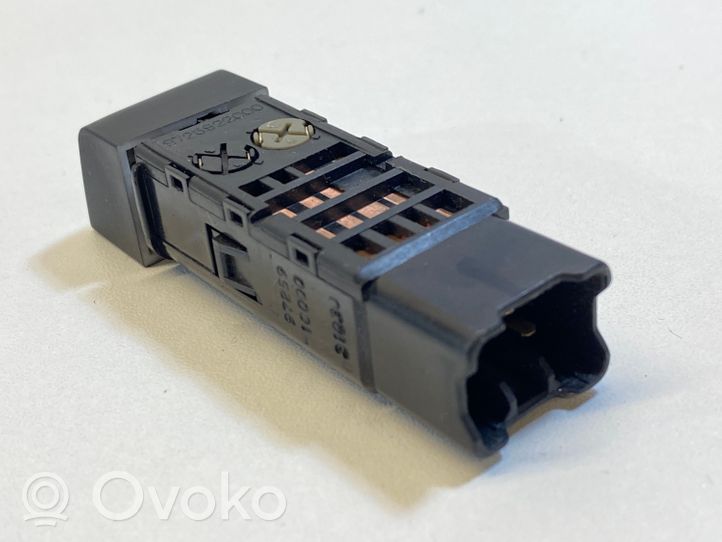 Hyundai Getz Interruptor del aire acondicionado (A/C) 972591C000