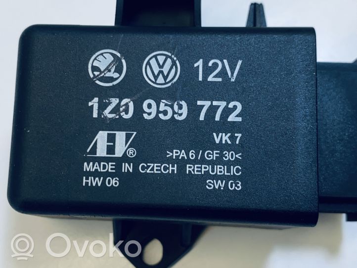 Volkswagen PASSAT B6 Relais de chauffage de siège 1Z0959772