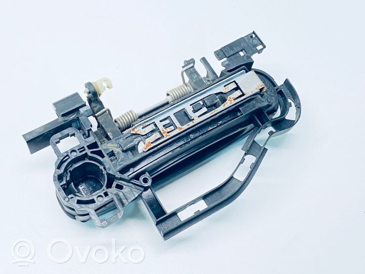 Audi A6 S6 C6 4F Klamka zewnętrzna drzwi tylnych 4F0837207B