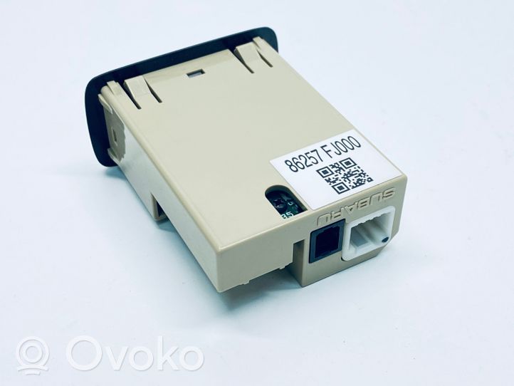 Subaru XV I Connecteur/prise USB 86257FJ000