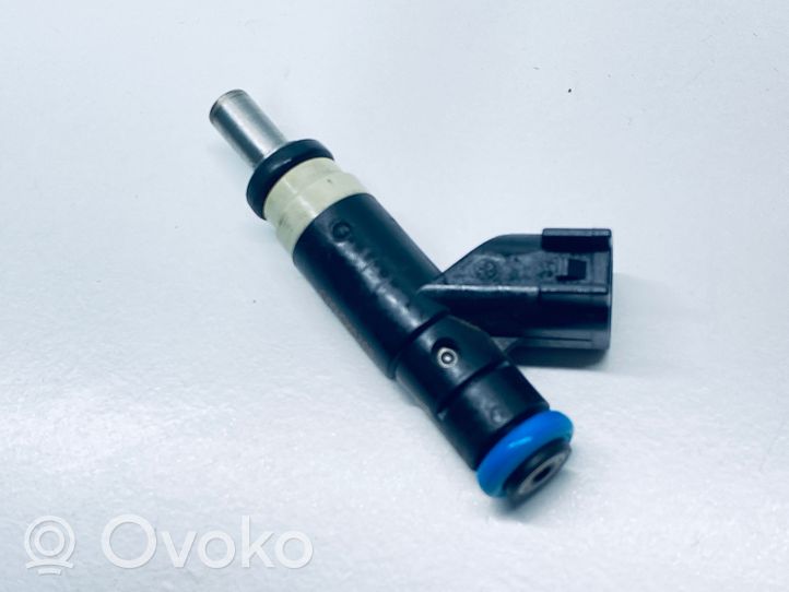 Chrysler Sebring (JS) Fuel injector 04891577AB