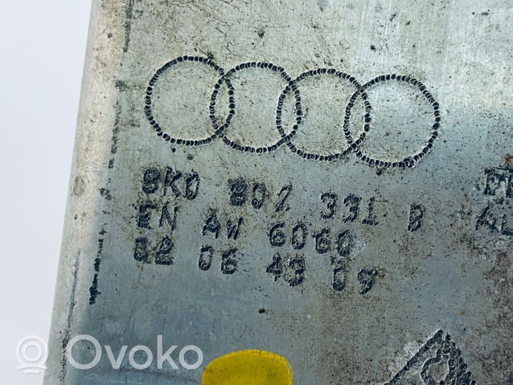 Audi A5 8T 8F Odbój / Amortyzator zderzaka tylnego 8K0807331B