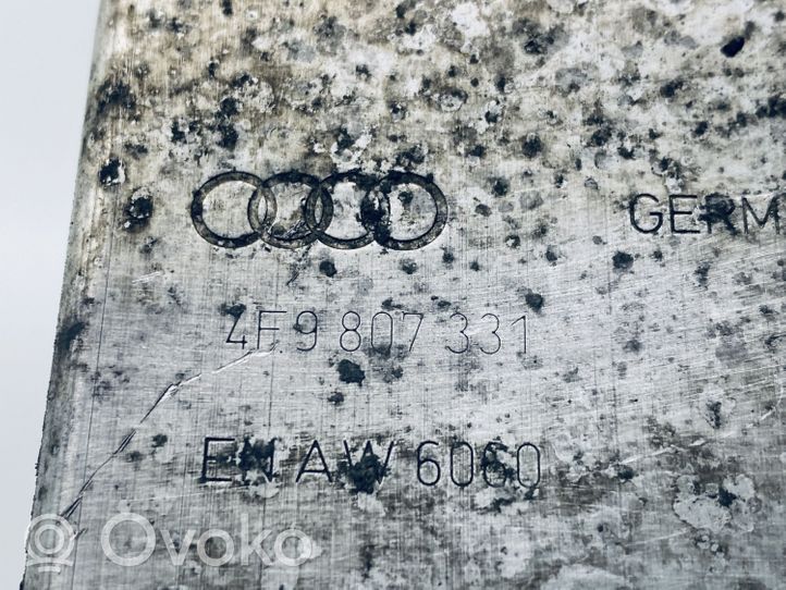 Audi A6 S6 C6 4F Odbój / Amortyzator zderzaka tylnego 4F9807331