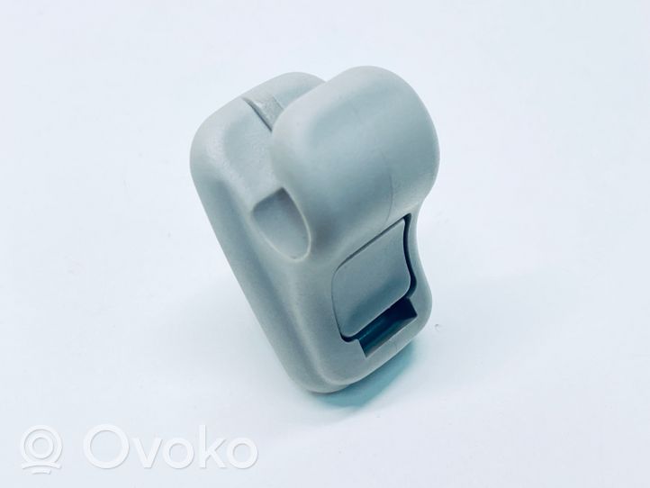 Suzuki Swift Sun visor clip/hook/bracket 8485165D006GS