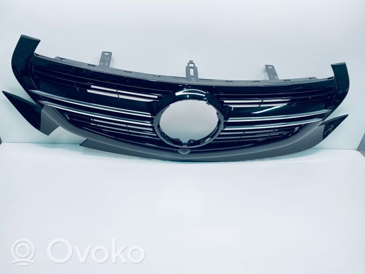 Mercedes-Benz EQC Grotelės viršutinės A2938808900