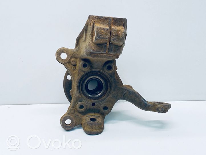 Volkswagen Jetta VI Front wheel hub 5C0407256