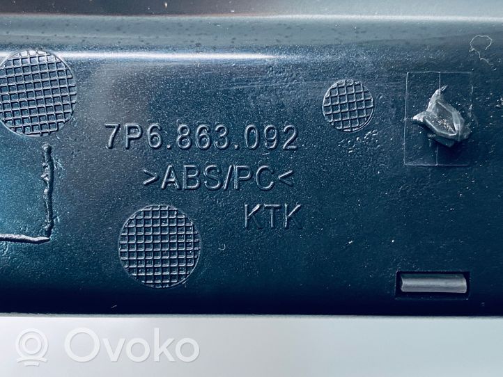 Volkswagen Touareg II Główny schowek tunelu środkowego 7P6863092A