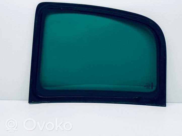 Skoda Roomster (5J) Fenêtre latérale avant / vitre triangulaire 5J7845298H