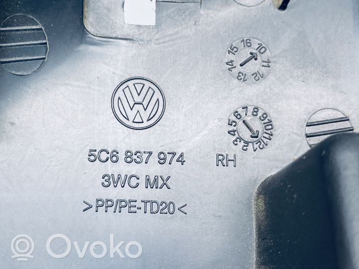 Volkswagen Jetta VI Otros elementos de revestimiento de la puerta delantera 5C6837974