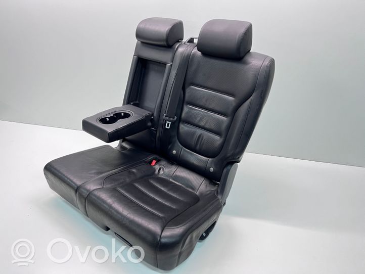 Volkswagen Touareg II Fotele / Kanapa / Boczki / Komplet 7P6881405DR
