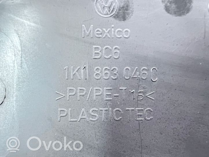Volkswagen Jetta V Keskikonsolin etusivuverhoilu 1K1863046C