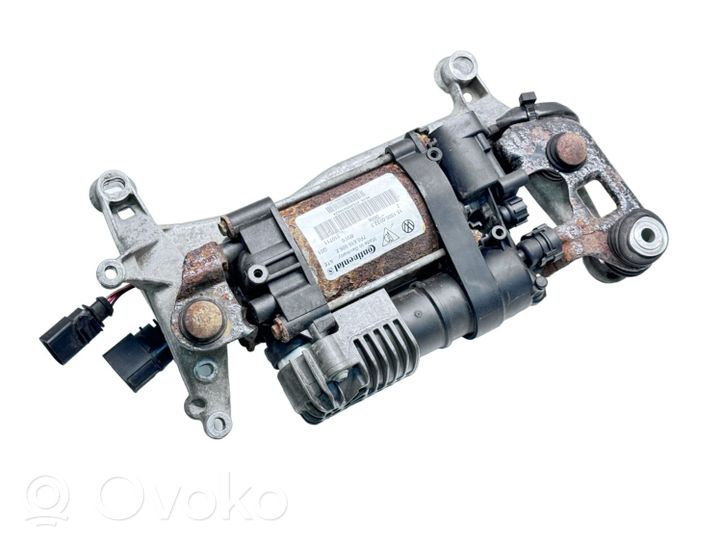 Volkswagen Touareg II Compresseur / pompe à suspension pneumatique 7P0698007B