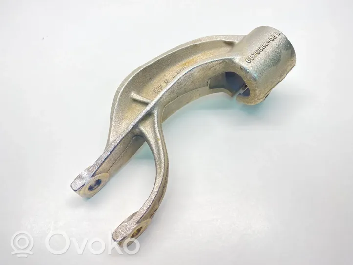 BMW X5 G05 Supporto inferiore dell’ammortizzatore 31126876683