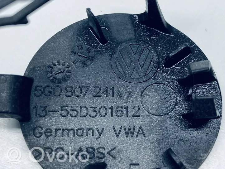 Volkswagen Golf VII Priekinis tempimo kilpos dangtelis 5G0807241