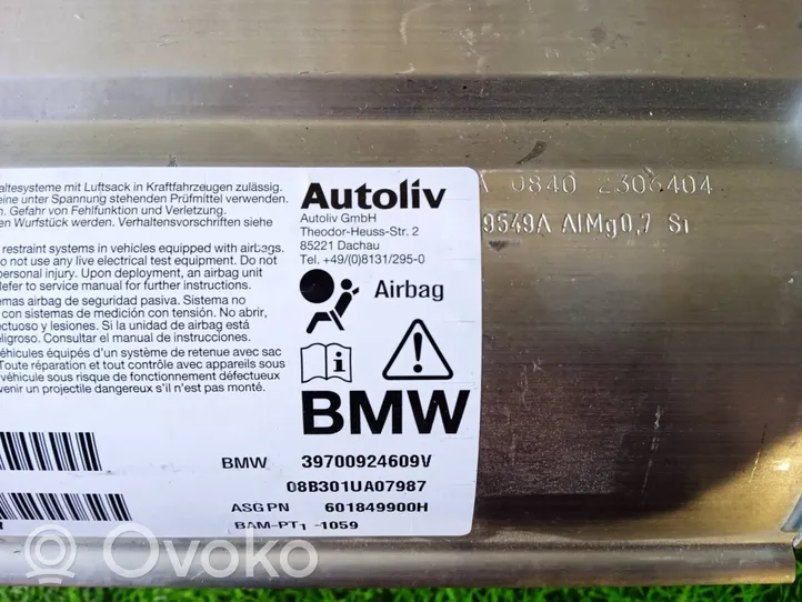 BMW M5 Keleivio oro pagalvė 39700924609V