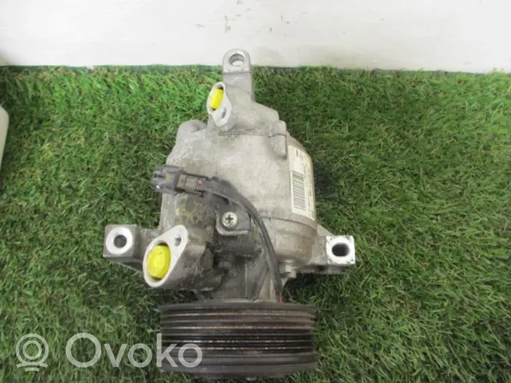 Renault Twingo III Compressore aria condizionata (A/C) (pompa) 926002090R