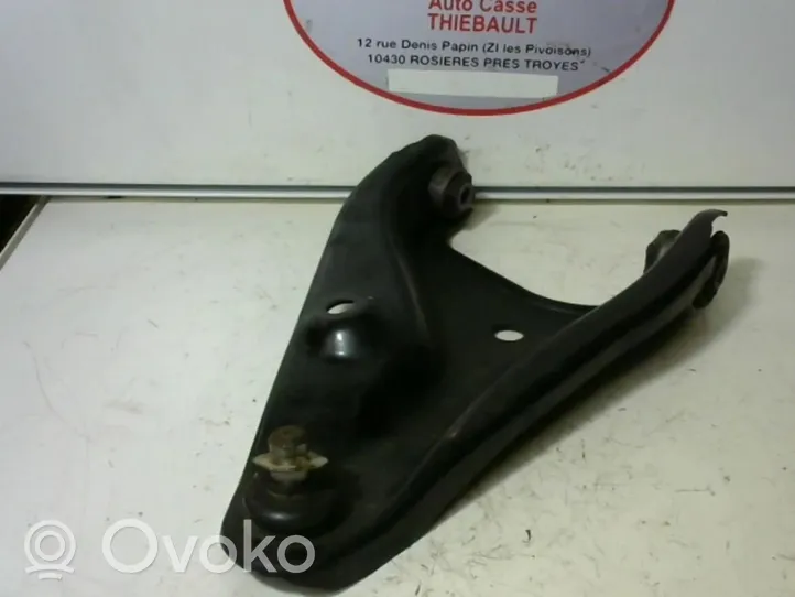 Dacia Sandero Front control arm 545004269R