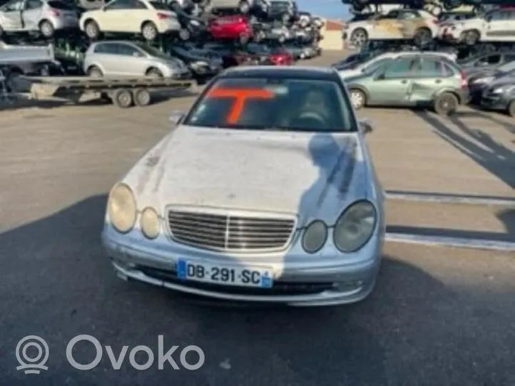 Mercedes-Benz E AMG W211 Šviesų jungtukas 