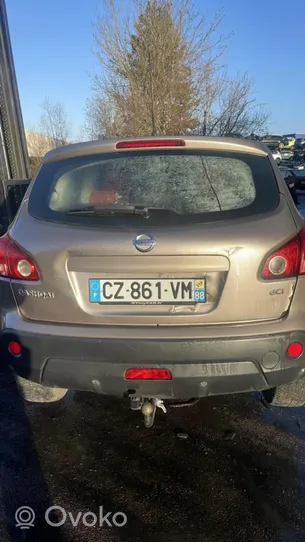 Nissan Qashqai Etuiskunvaimennin kierrejousella E4302JD04A