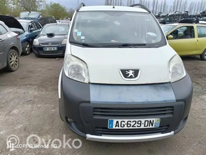 Peugeot Bipper Fusée d'essieu de moyeu de la roue avant 