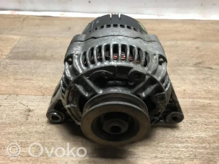 Peugeot 106 Generatore/alternatore 5705E1