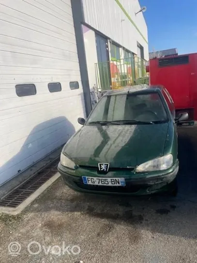 Peugeot 106 Vetoakseli (sarja) 327363