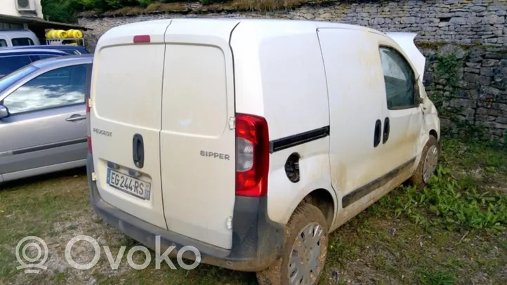 Peugeot Bipper Charnière de hayon 