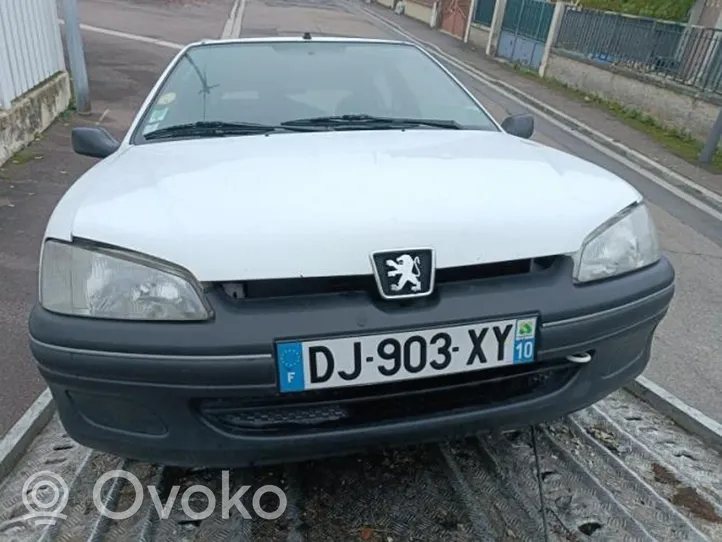 Peugeot 106 Osłona przeciwsłoneczna szyberdachu 8143J6