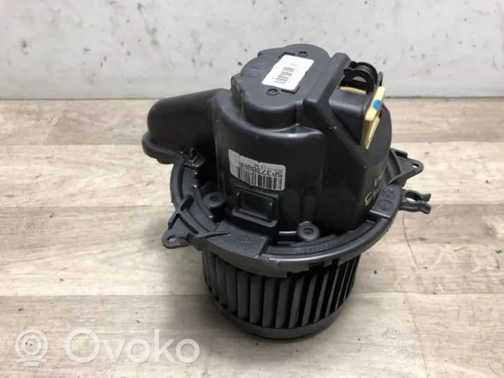 Renault Captur Ventola riscaldamento/ventilatore abitacolo 272101005R