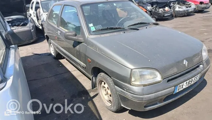 Renault Clio I Takaluukun/tavaratilan kansi 7751465409