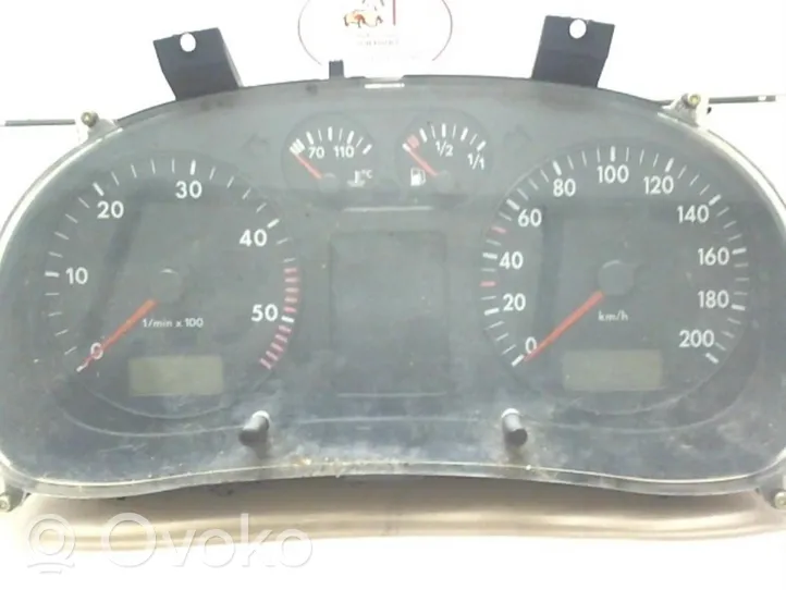 Seat Arosa Compteur de vitesse tableau de bord 