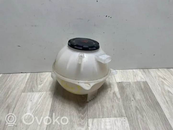 Skoda Fabia Mk3 (NJ) Vase d'expansion / réservoir de liquide de refroidissement 6Q0121407D
