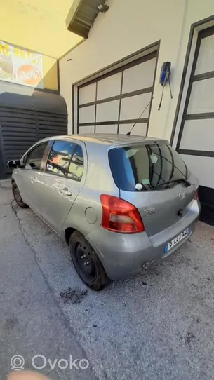 Toyota Yaris Mécanisme de lève-vitre avant sans moteur 698200D041