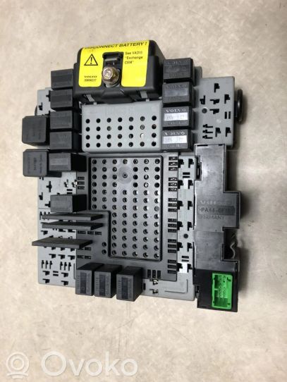 Volvo S60 Fuse box set, 69.00 € | RRR