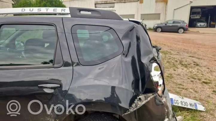 Dacia Duster Protezione anti spruzzi/sottoscocca del motore 758904159R