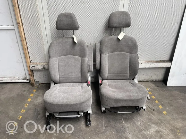 Hyundai Trajet Salono komplektas 893703A270NVD