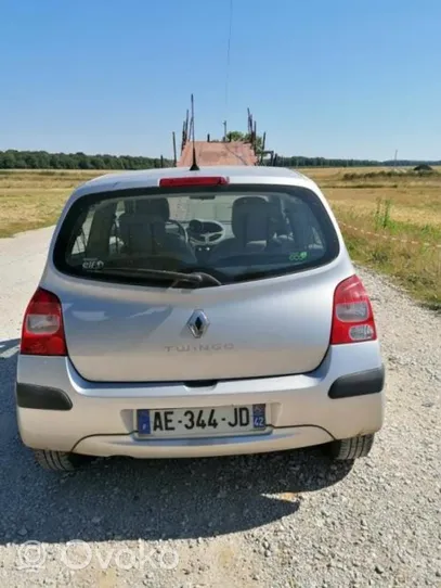 Renault Twingo II Daiktadėžės (bordačioko) dangtis 