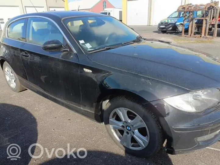 BMW 1 E81 E87 Valytuvų apdaila (-os) 51717058220