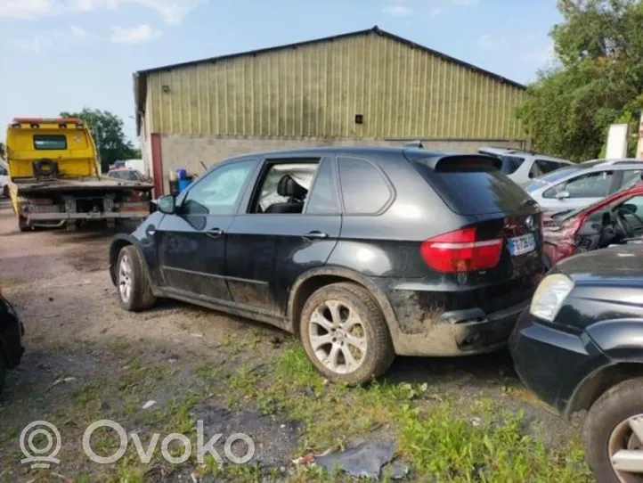 BMW X5 E70 Joint en caoutchouc de corps de porte avant 51767220381