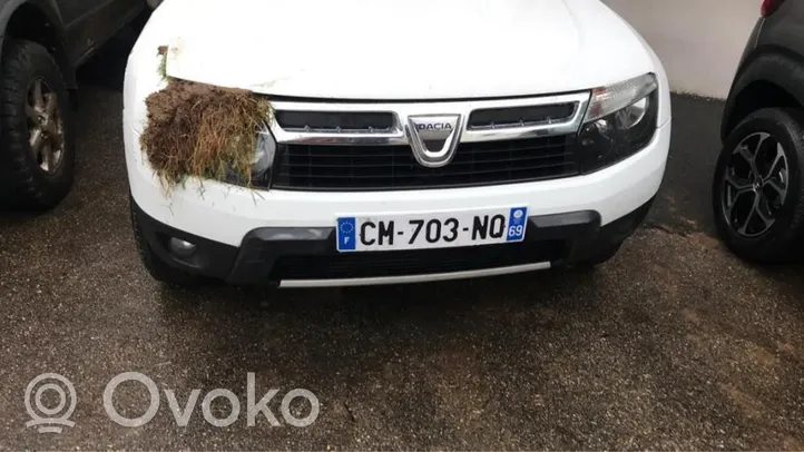 Dacia Duster Światło przeciwmgłowe przednie 8200074008