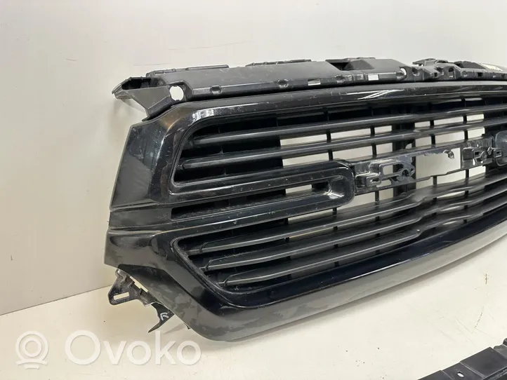 Dodge VAN RAM Front bumper upper radiator grill 