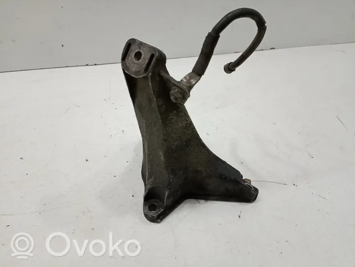 Audi A4 S4 B5 8D Supporto di montaggio del motore 