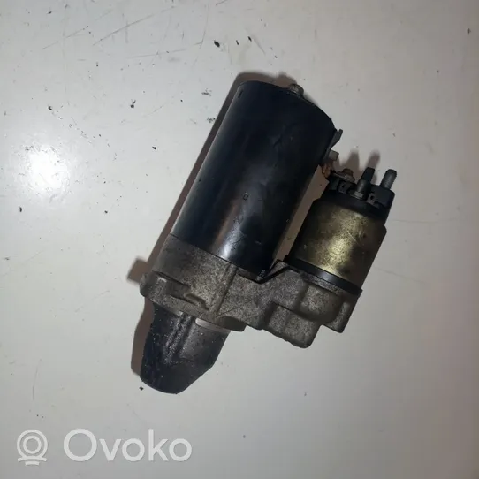 Opel Astra J Starter motor 