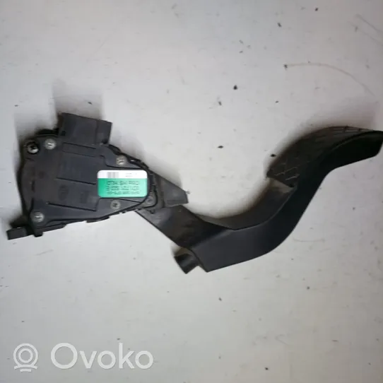 Volkswagen PASSAT B5.5 Pedal assembly 