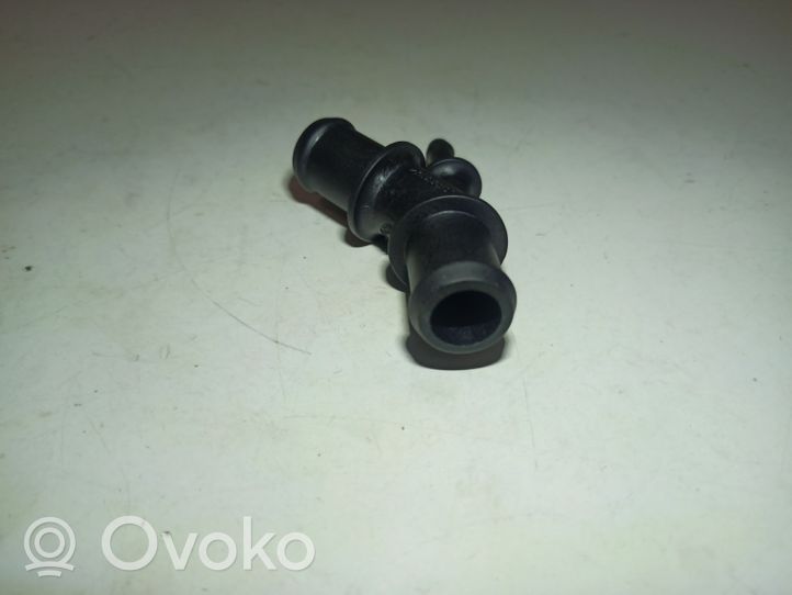 Audi A3 S3 8L Durite de refroidissement tube 