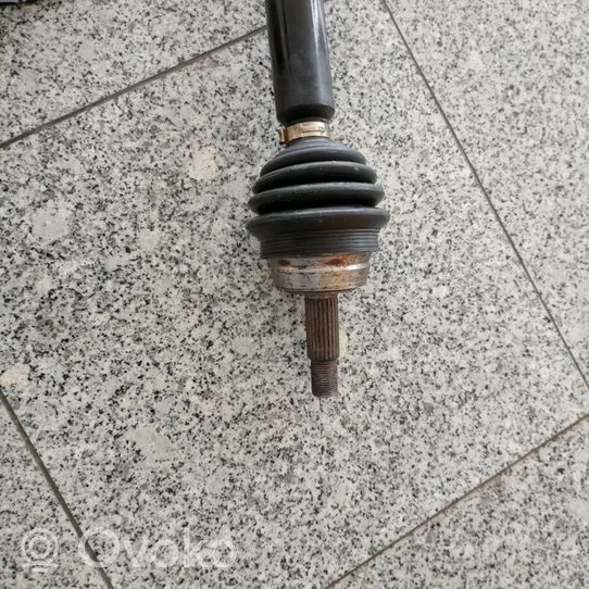 Volkswagen Polo II 86C 2F Front driveshaft 